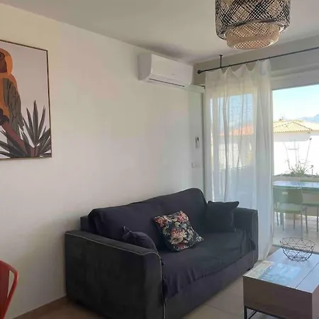 T2 Climatise Proche Centre * Calvi (Corsica)