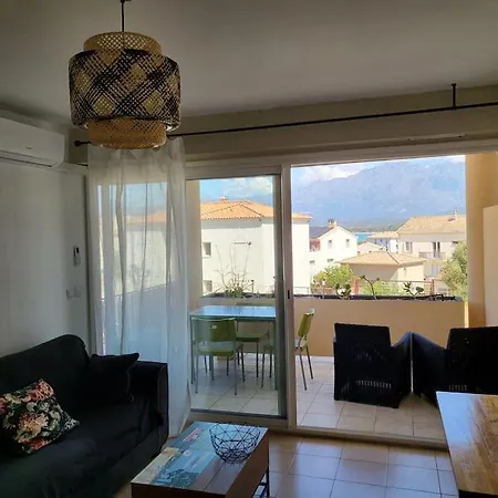 T2 Climatise Proche Centre * Calvi (Corsica)