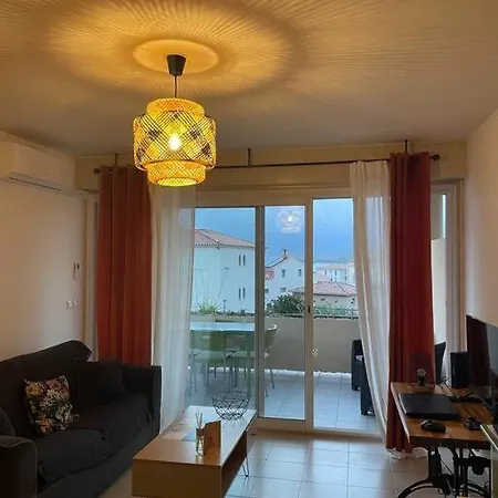 Apartment T2 Climatise Proche Centre Calvi (Corsica)