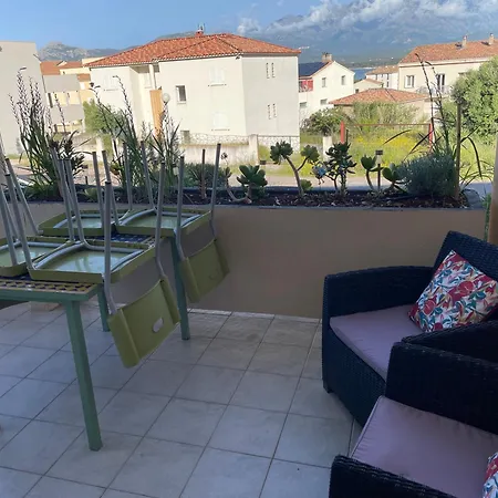 T2 Climatise Proche Centre Appartement *